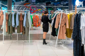 Беларусы покупают мало отечественных товаров. В правительстве рассказали, как хотят исправить ситуацию